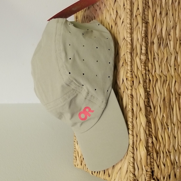 Equinox Cape Cap | Poshmark